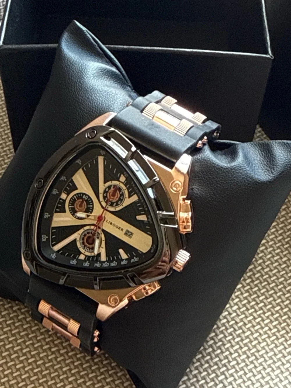 Stylish Luxury Mens Watch🔥🔥🔥🔥